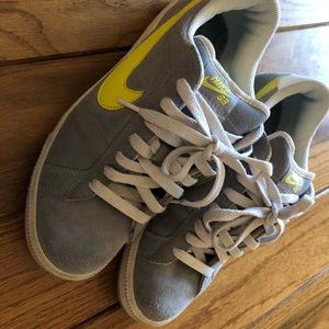 Nike SB men or women
